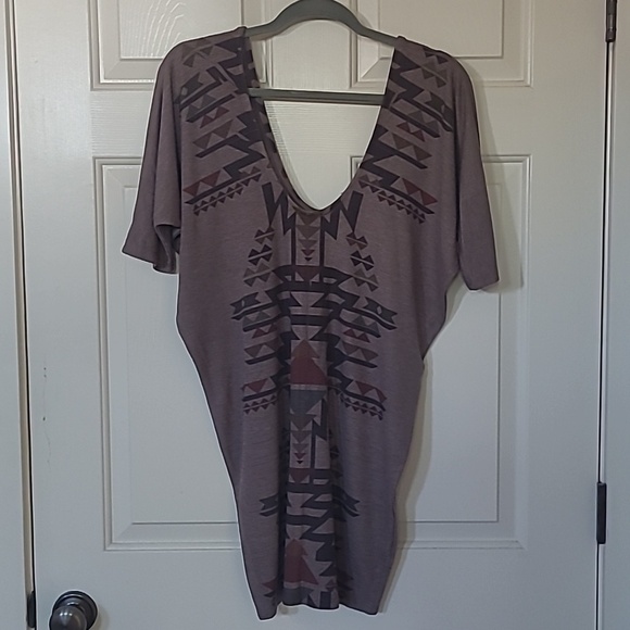 Enti Dresses & Skirts - Aztec print mini or tunic
